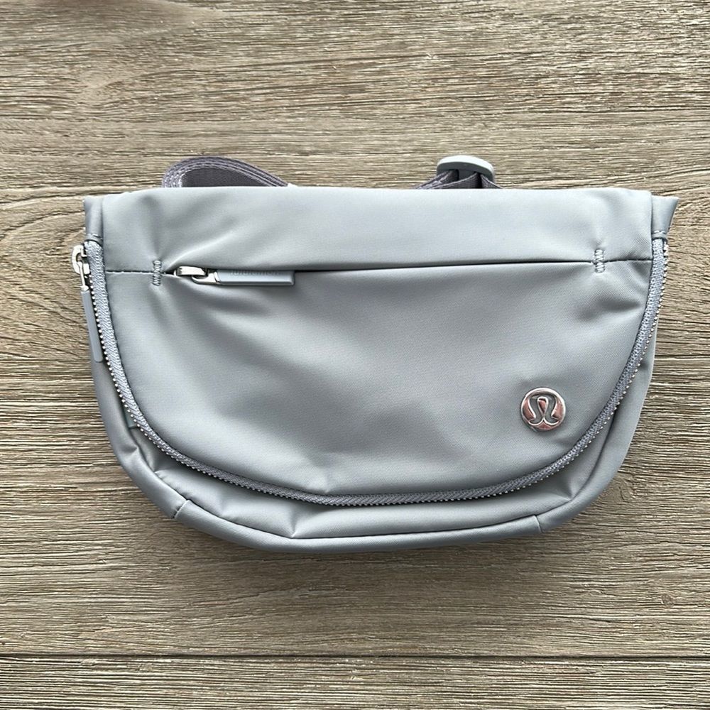 Brand New lululemon All Night Festival Bag Micro Rhino Grey / Silver